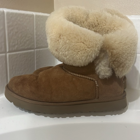Women’s Ugg boots size 9 - Picture 5 of 6
